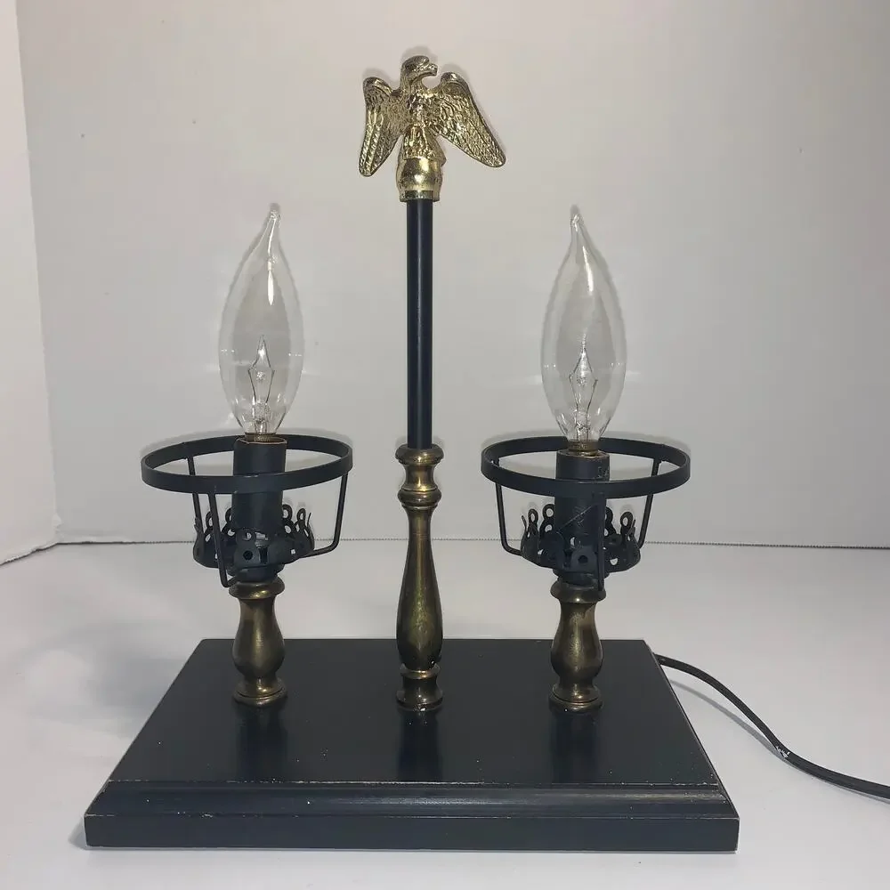 None this lamp